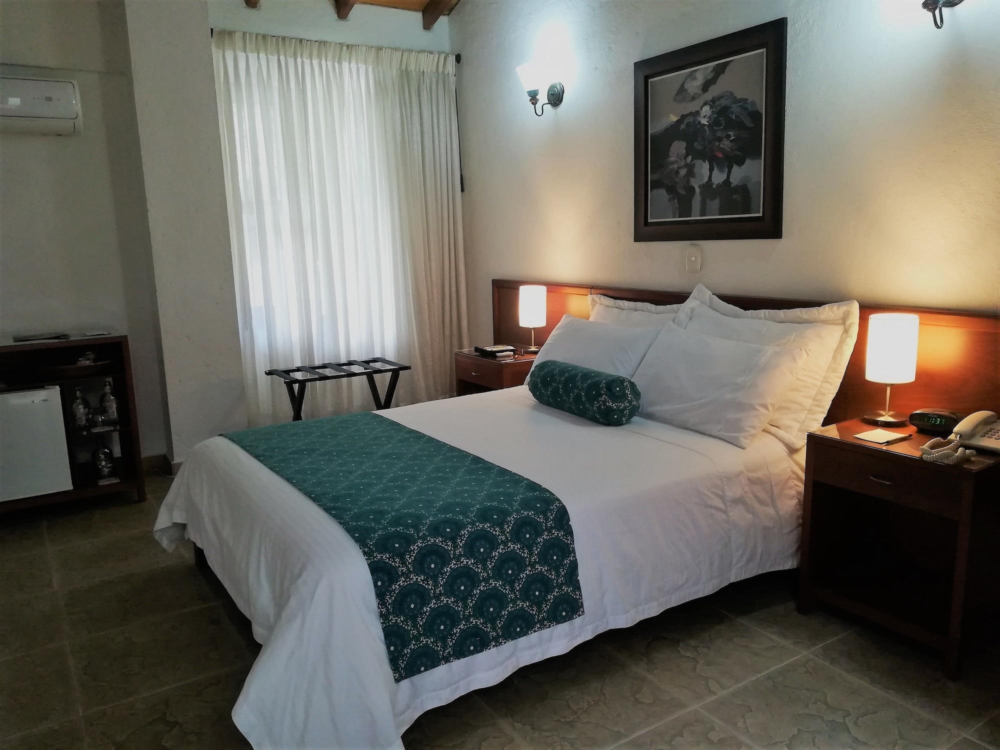 La Campana Hotel Boutique Меделин Екстериор снимка