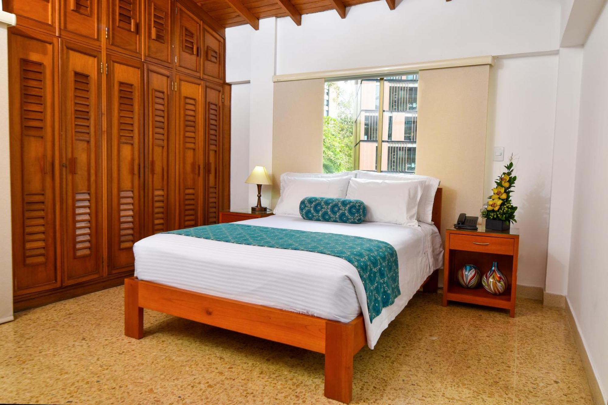La Campana Hotel Boutique Меделин Екстериор снимка