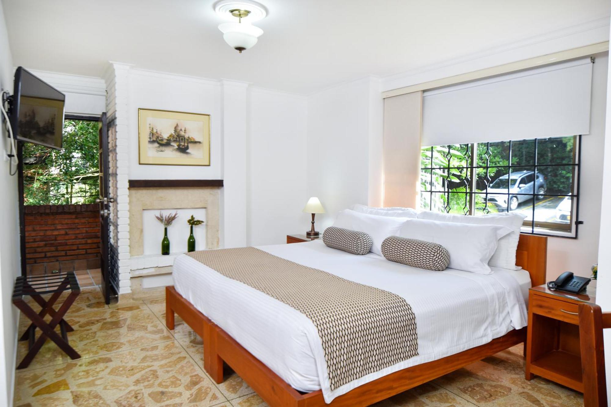 La Campana Hotel Boutique Меделин Екстериор снимка