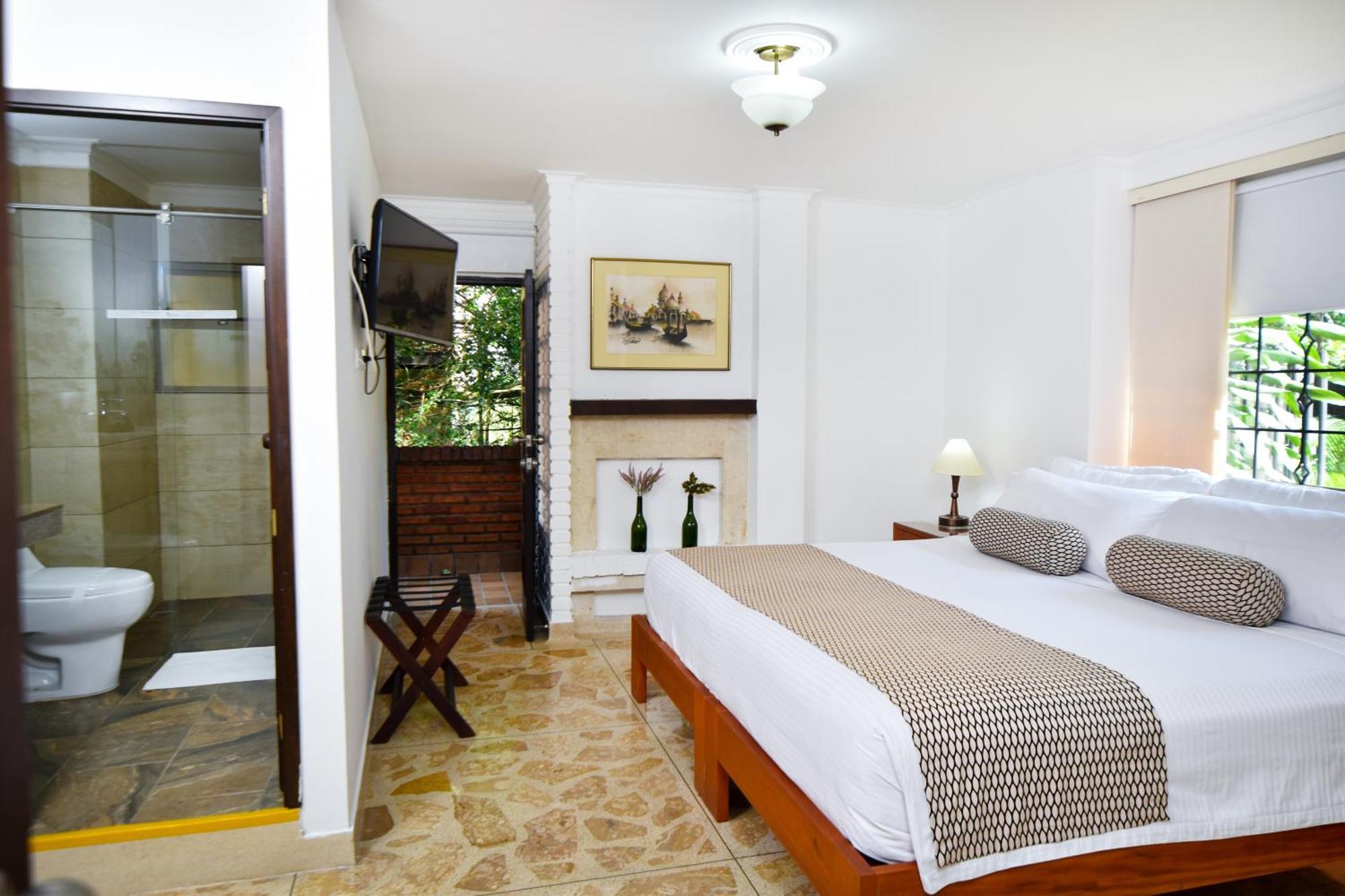 La Campana Hotel Boutique Меделин Екстериор снимка